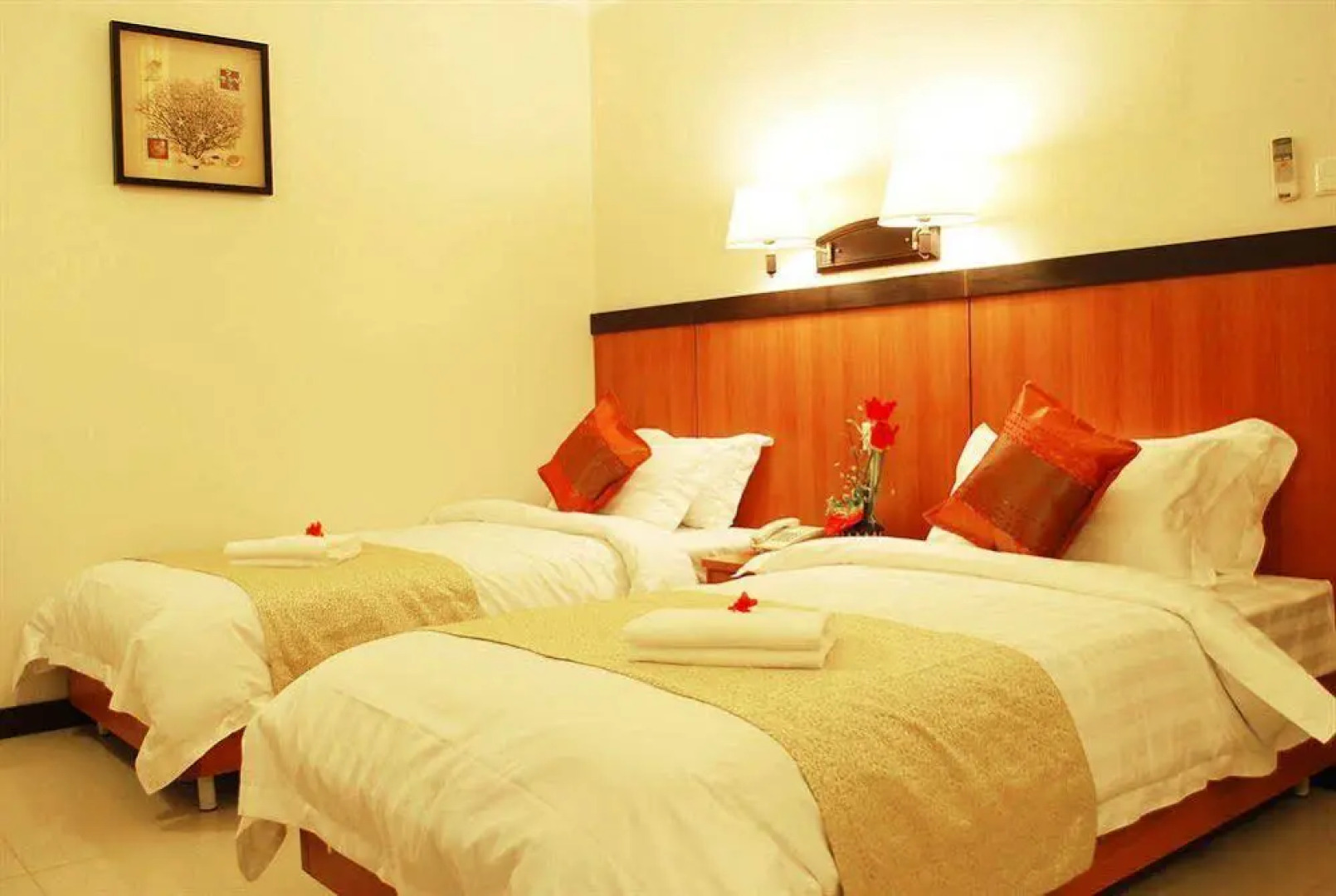 The Orchard Cebu Hotel & Suites