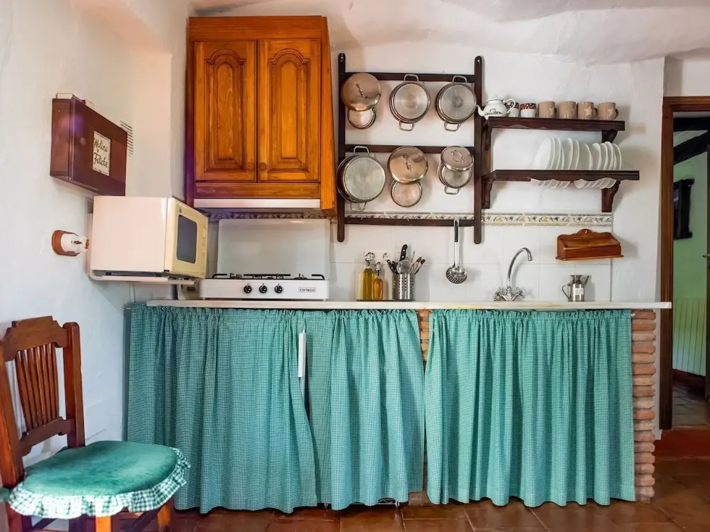 Cozy Cottage in El Padul With Swimming Pool