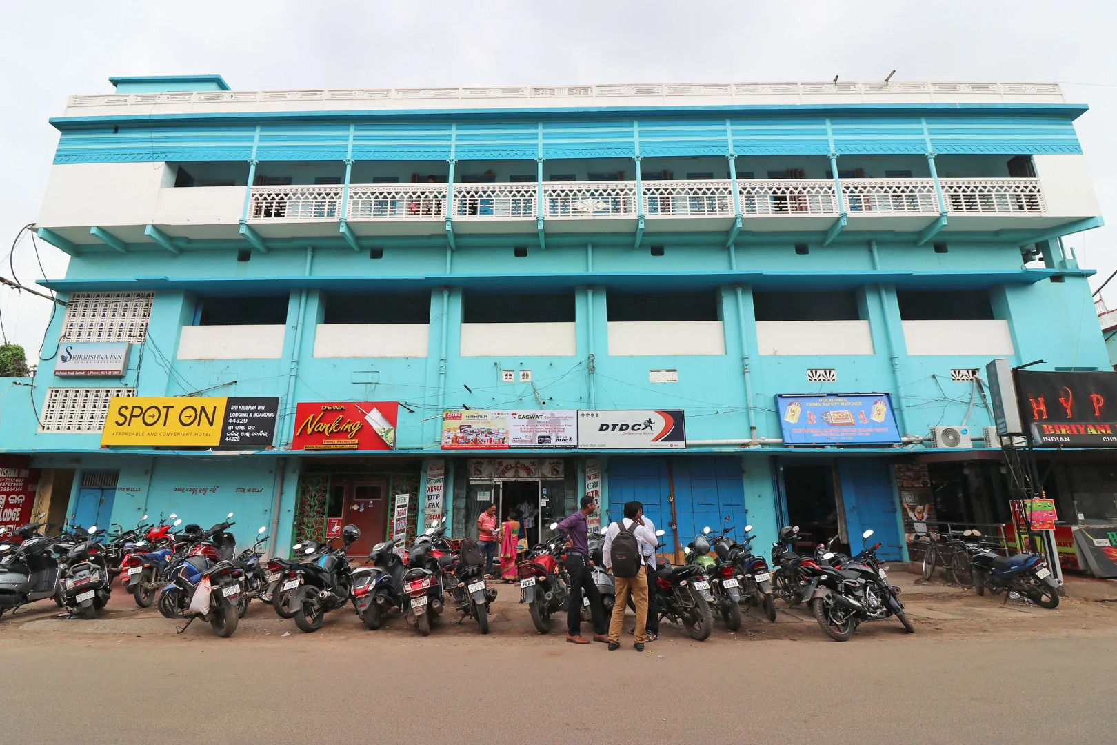 SPOT ON 44329 Sri Krishna Inn Lodging & Boarding