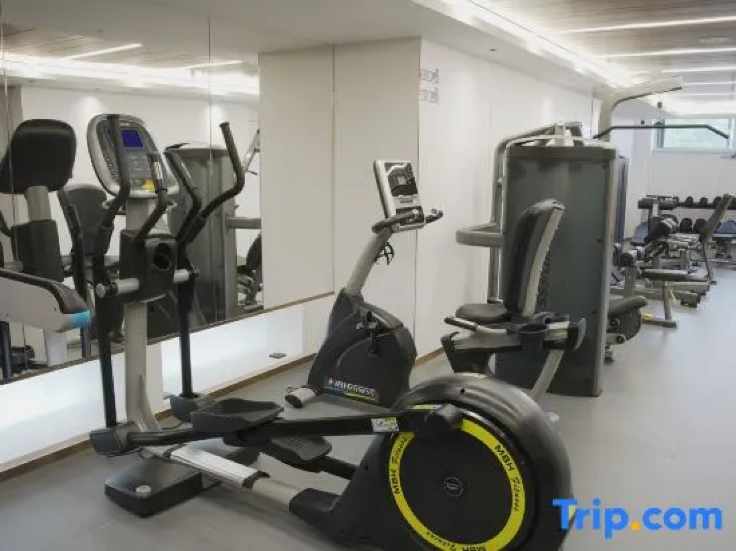 Qinhuangdao Xiadu Garden Hotel (People's Square)