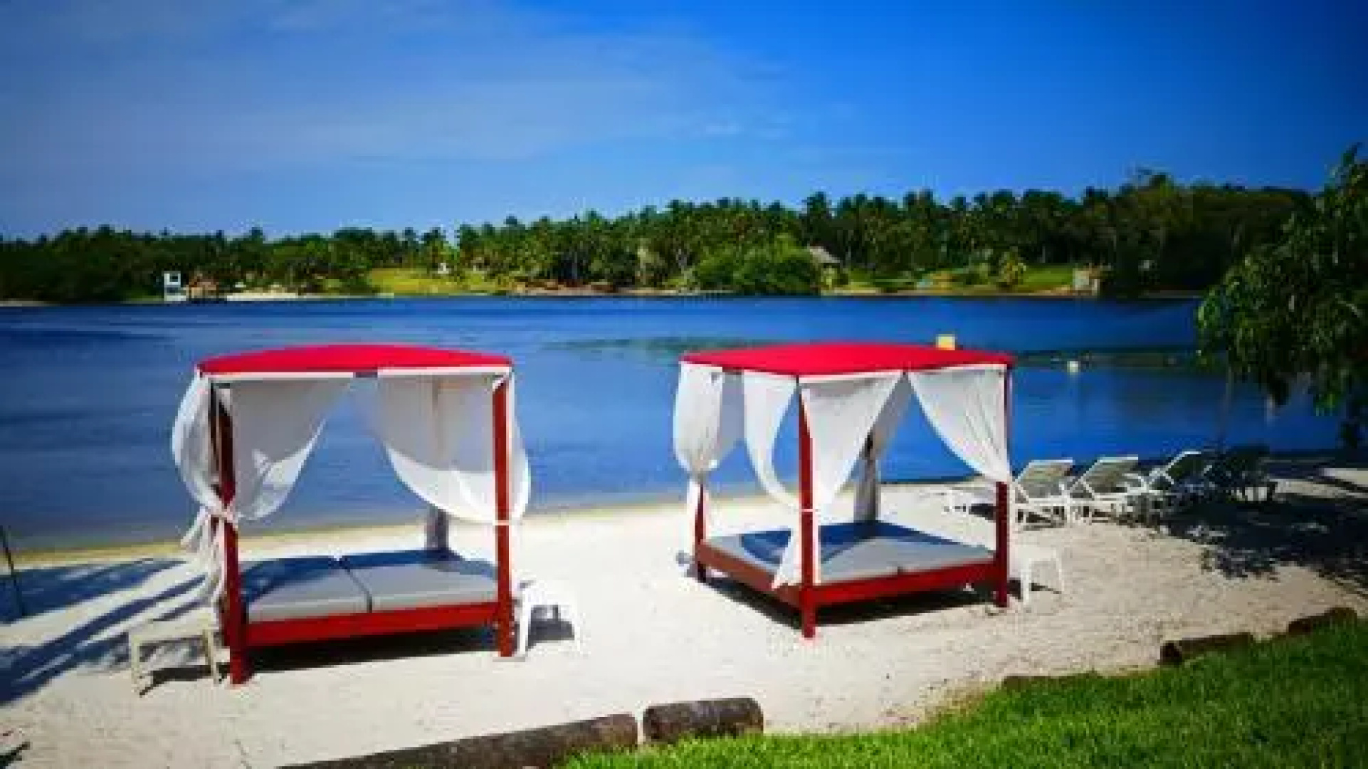 Coconut Grove Lodge