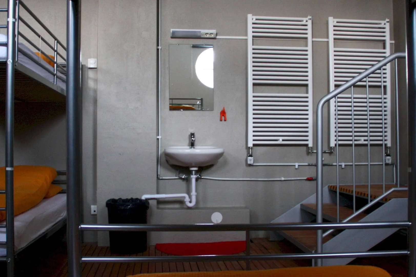 Hostel B47