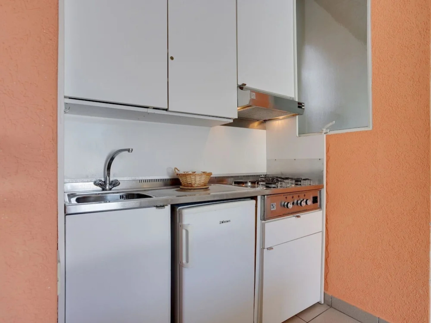 Belvilla by OYO La Cava - C