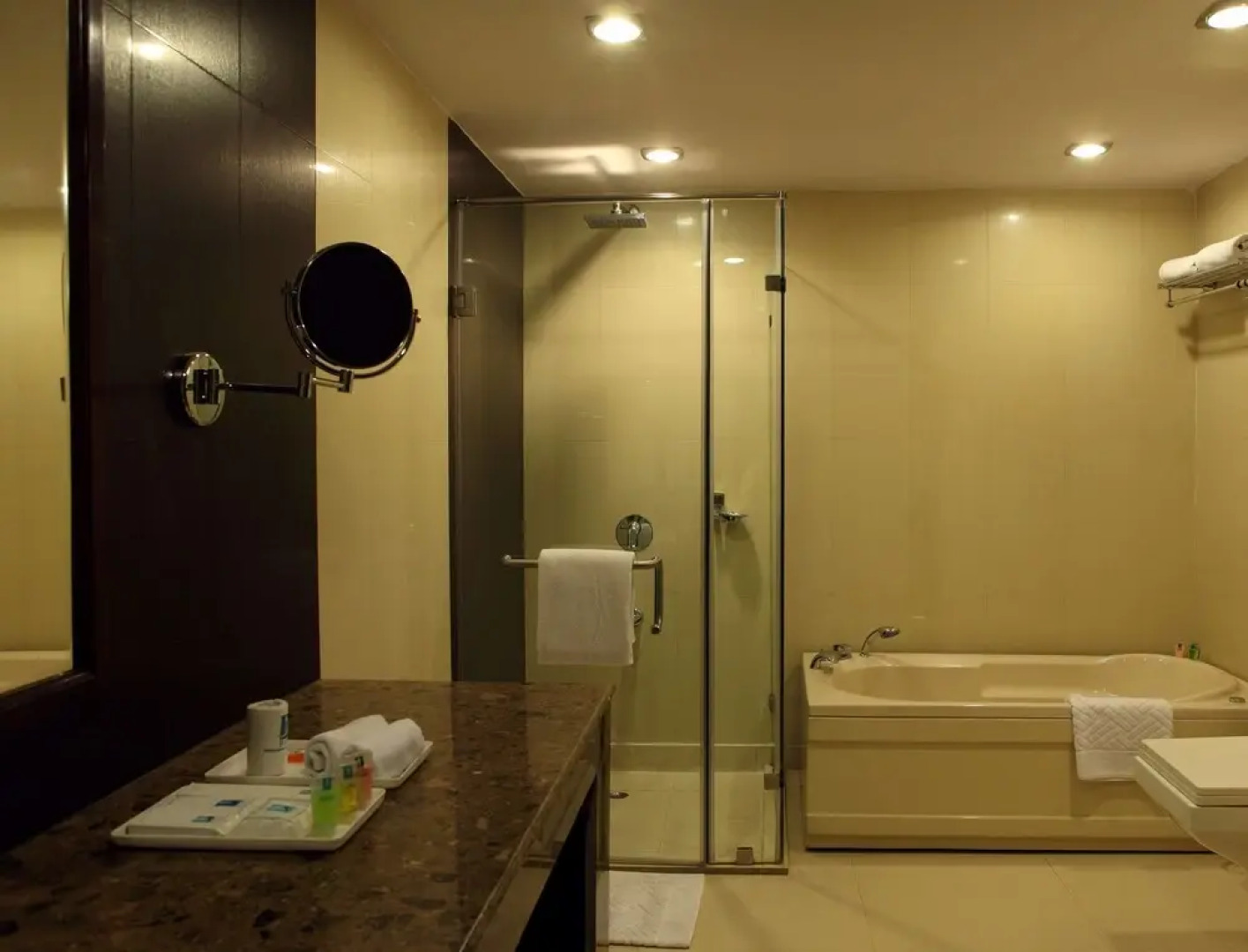 Le Lac Sarovar Portico Ranchi