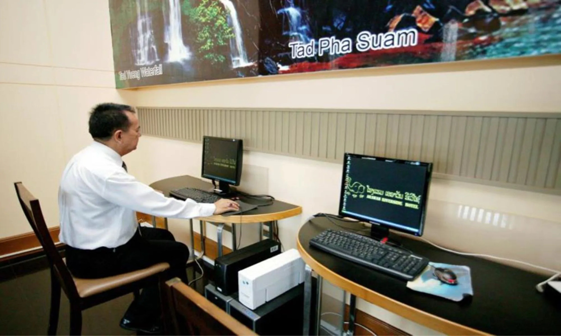 Arawan Riverside Hotel