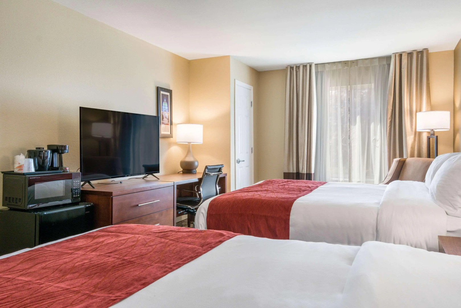 Comfort Inn & Suites Harrisburg - Hershey West