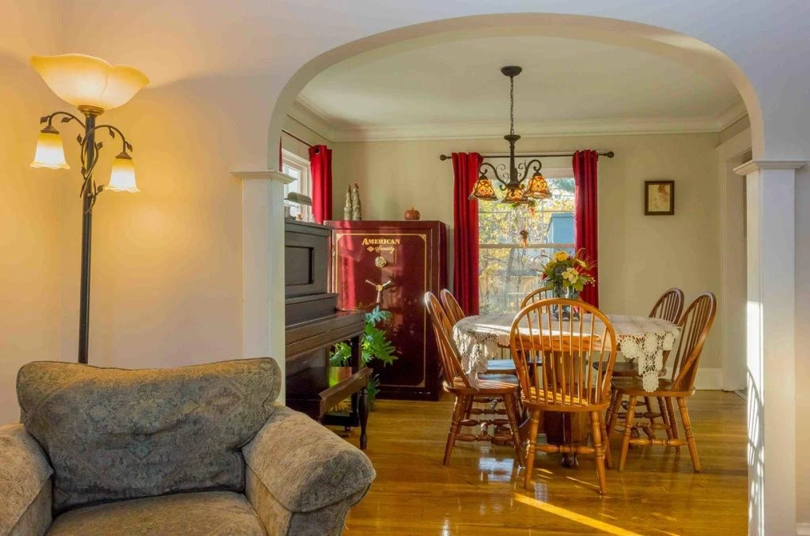 Enchanted Cottage on Glen - Entire House Rental