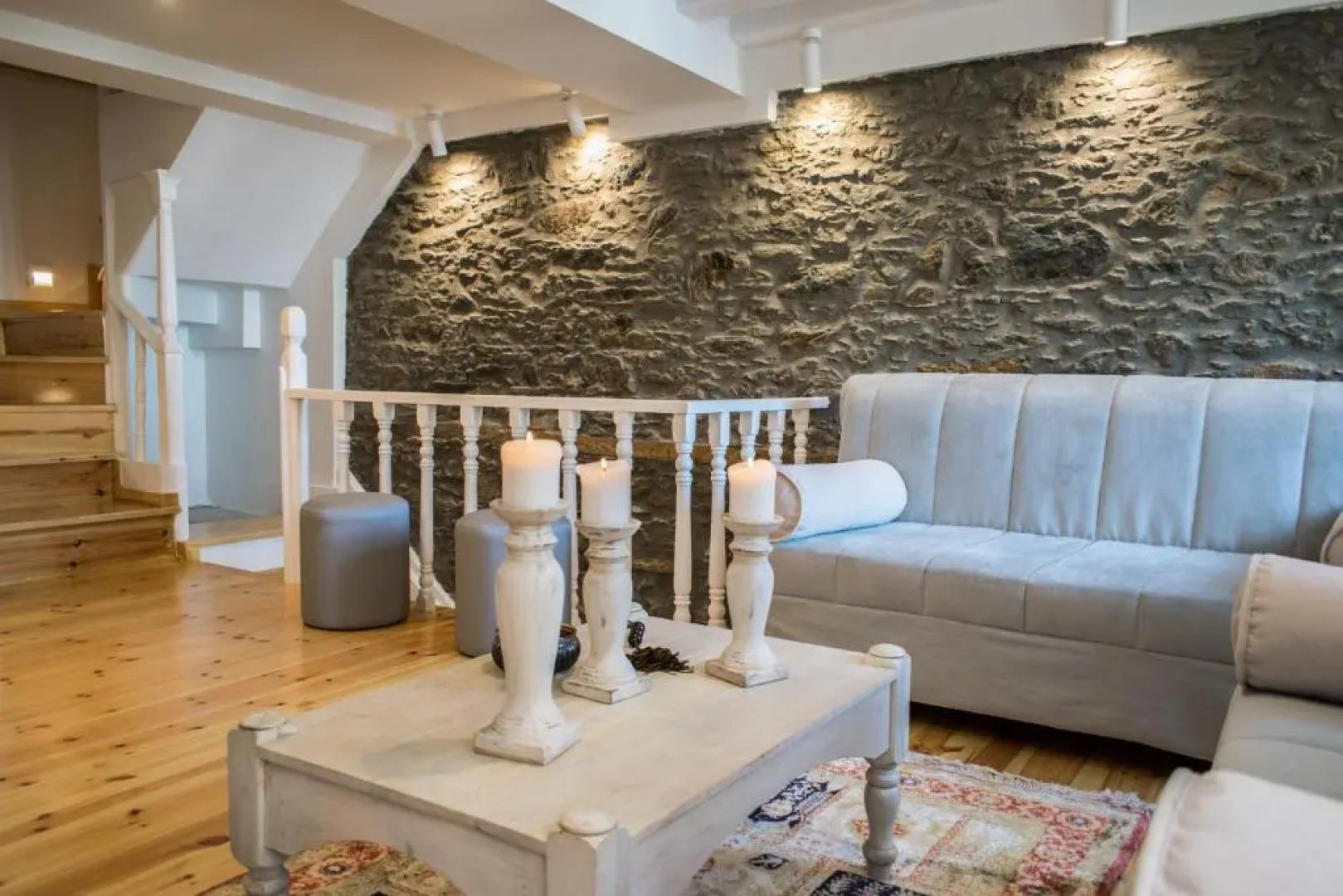 Anthi's House Center