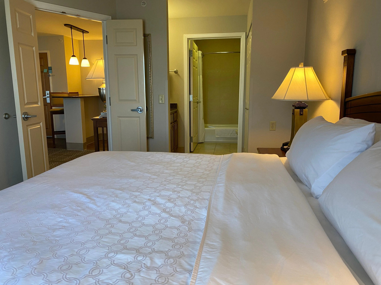 Staybridge Suites Milwaukee West-Oconomowoc by IHG