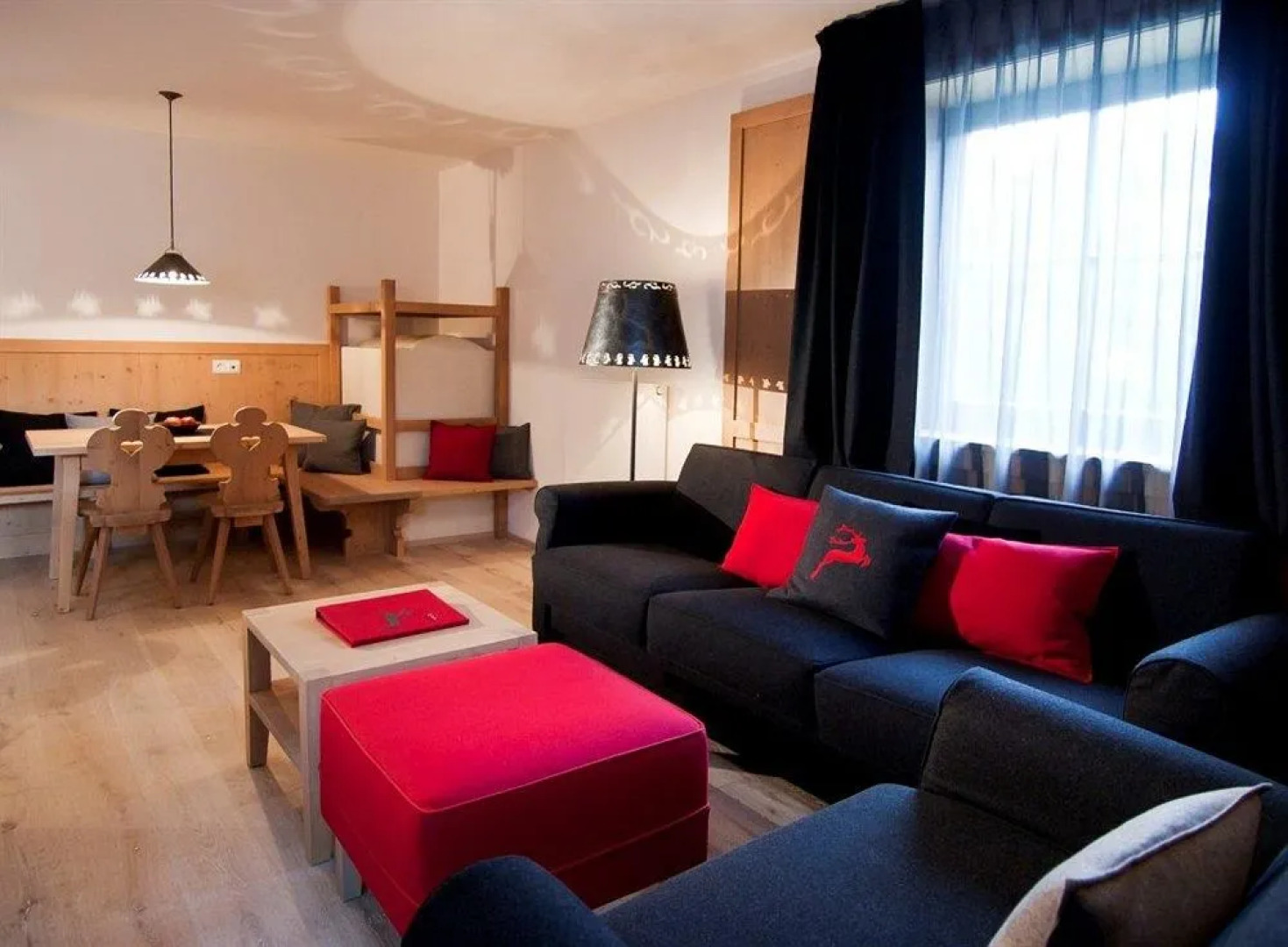 Zin Senfter Residence