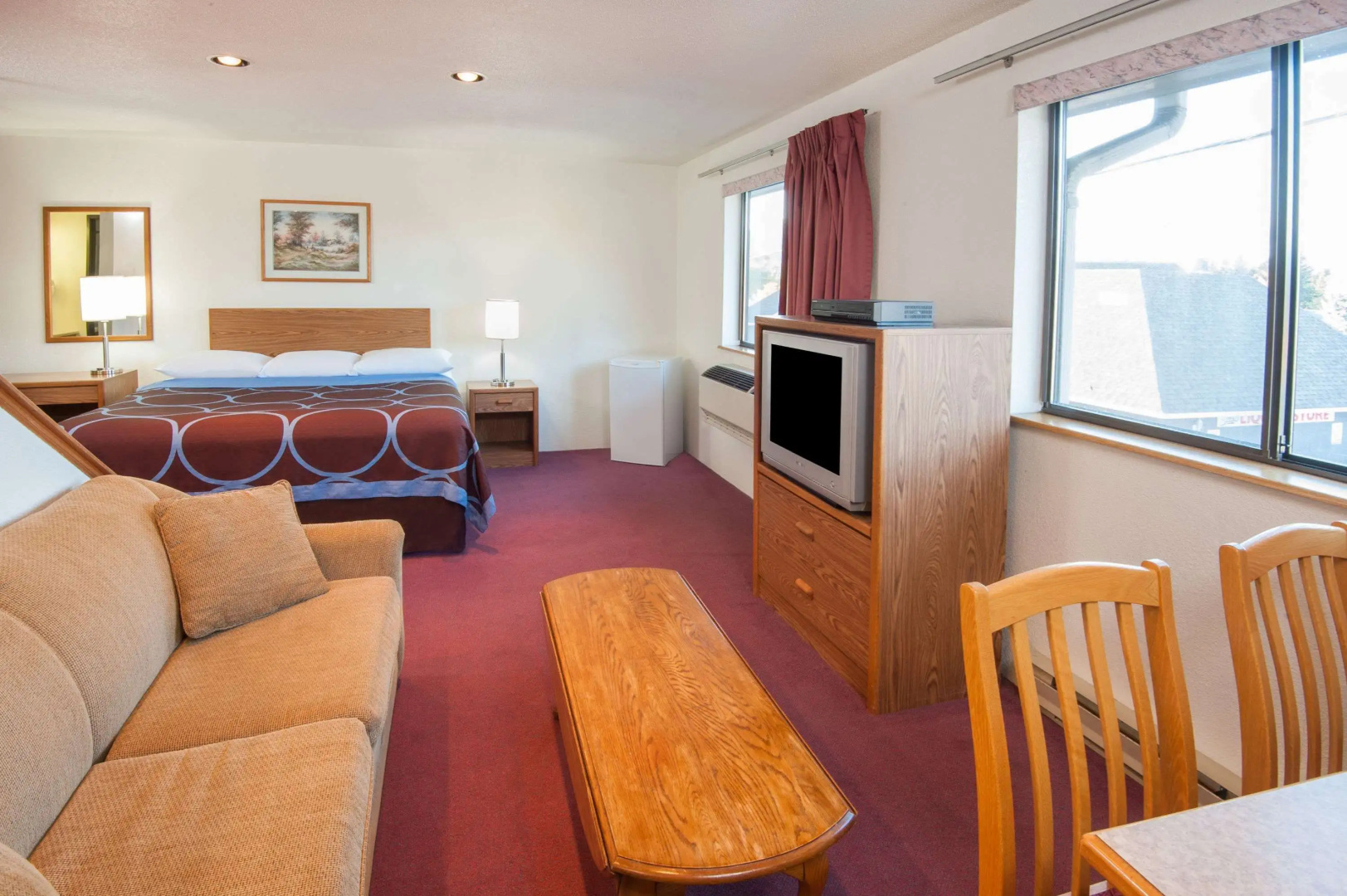 Super 8 by Wyndham Salmon Arm