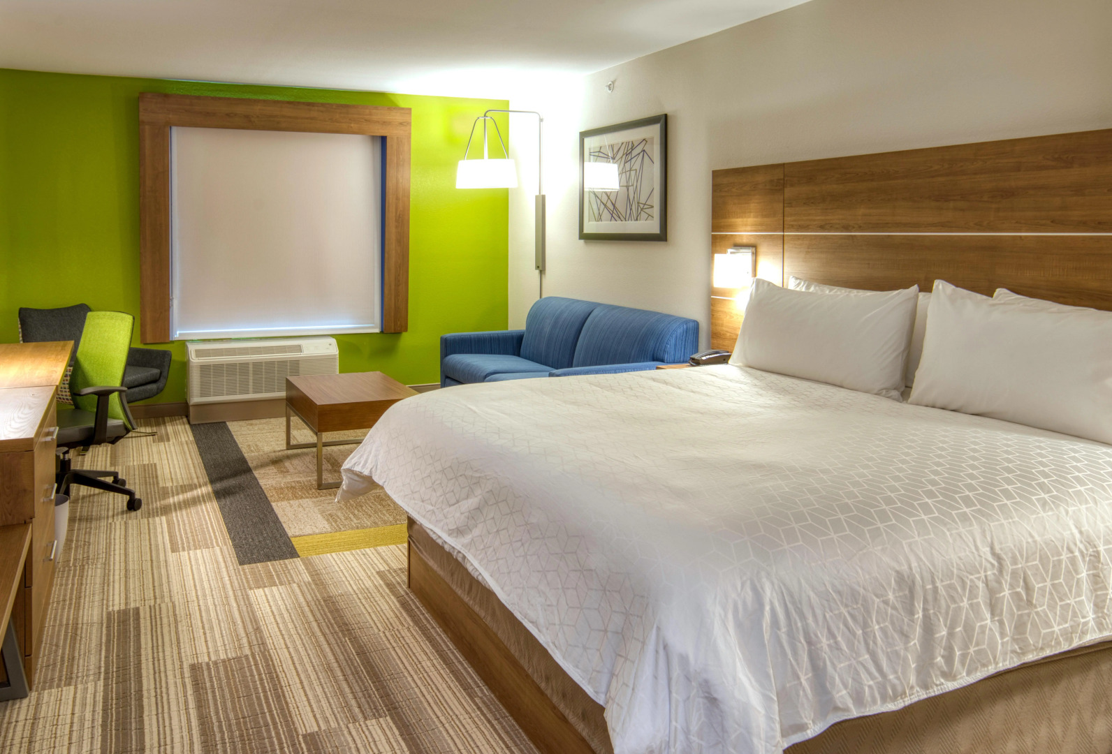 Holiday Inn Express & Suites Omaha Downtown - Old Market by IHG