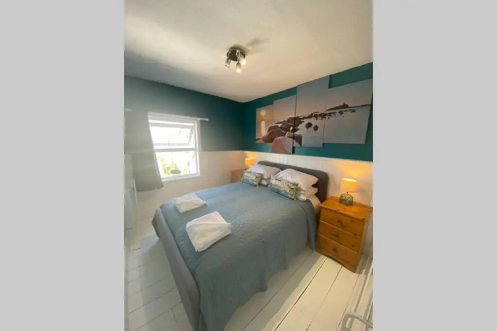 Seagulls Rest Marine Themed Seaview Apartment