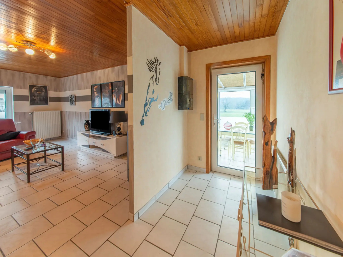 Sweet Home in Chiny With Garden