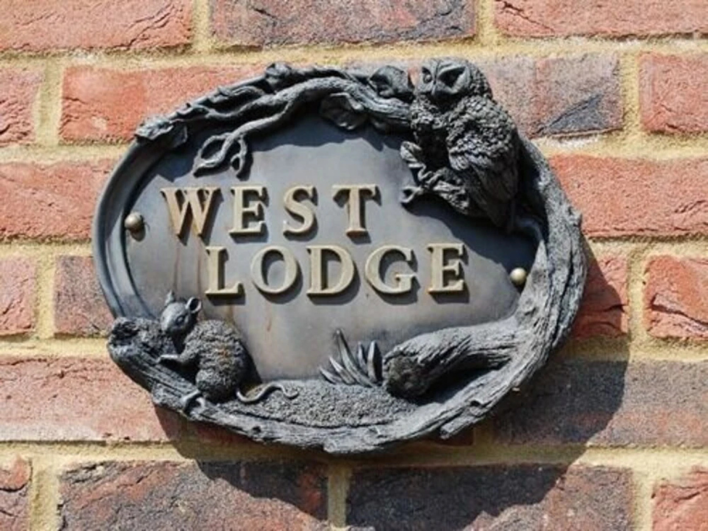 West Lodge at Porters End