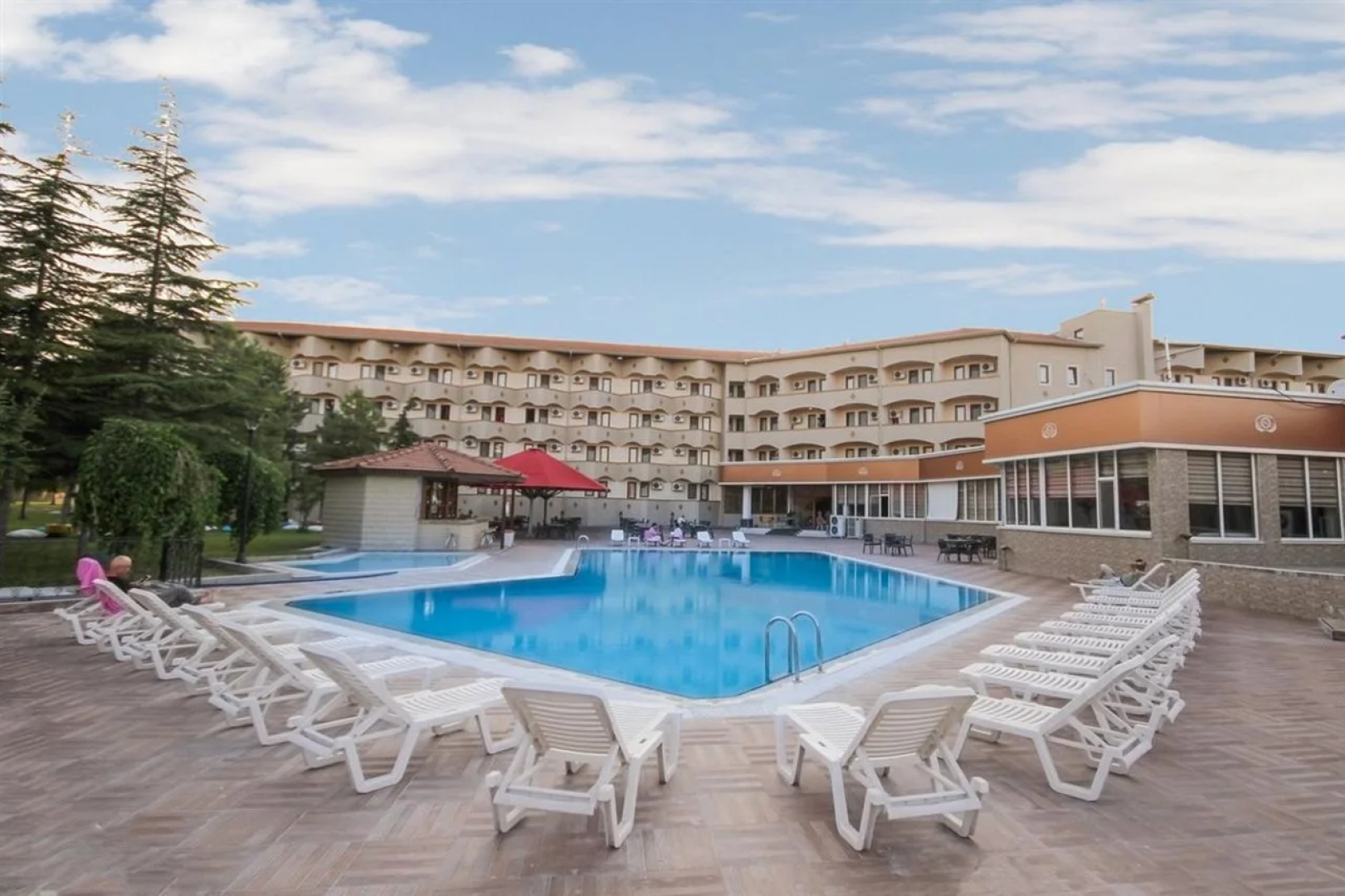 SIGNATURE GARDEN AVANOS Hotel & SPA