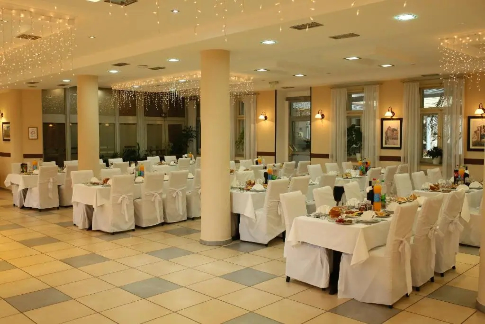 Hotel Leotar