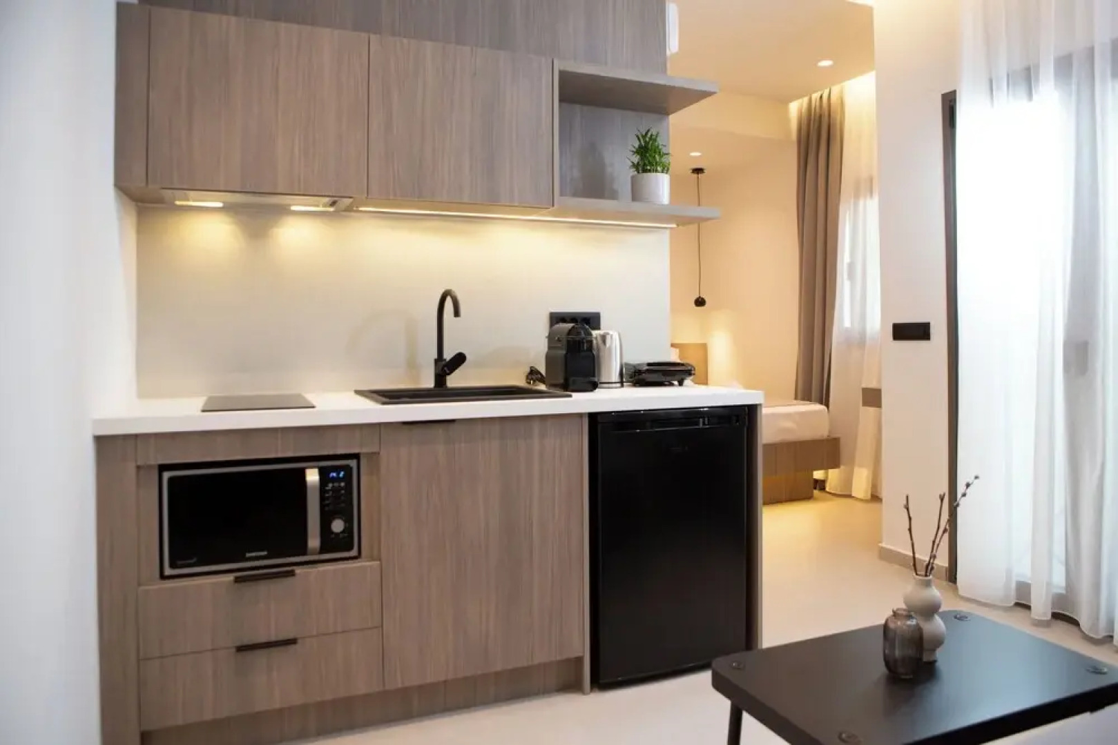 Armonia Seaview Suites