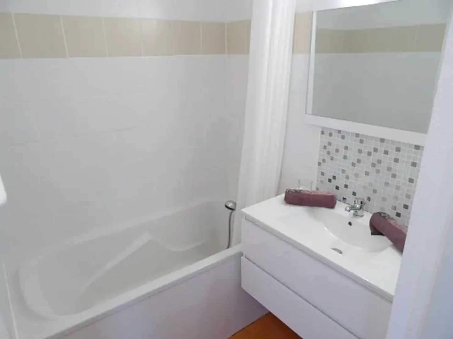 Apartment With 2 Bedrooms in Villarodin-bourget, With Wonderful Mountain View and Furnished Balcony - 100 m From the Slopes