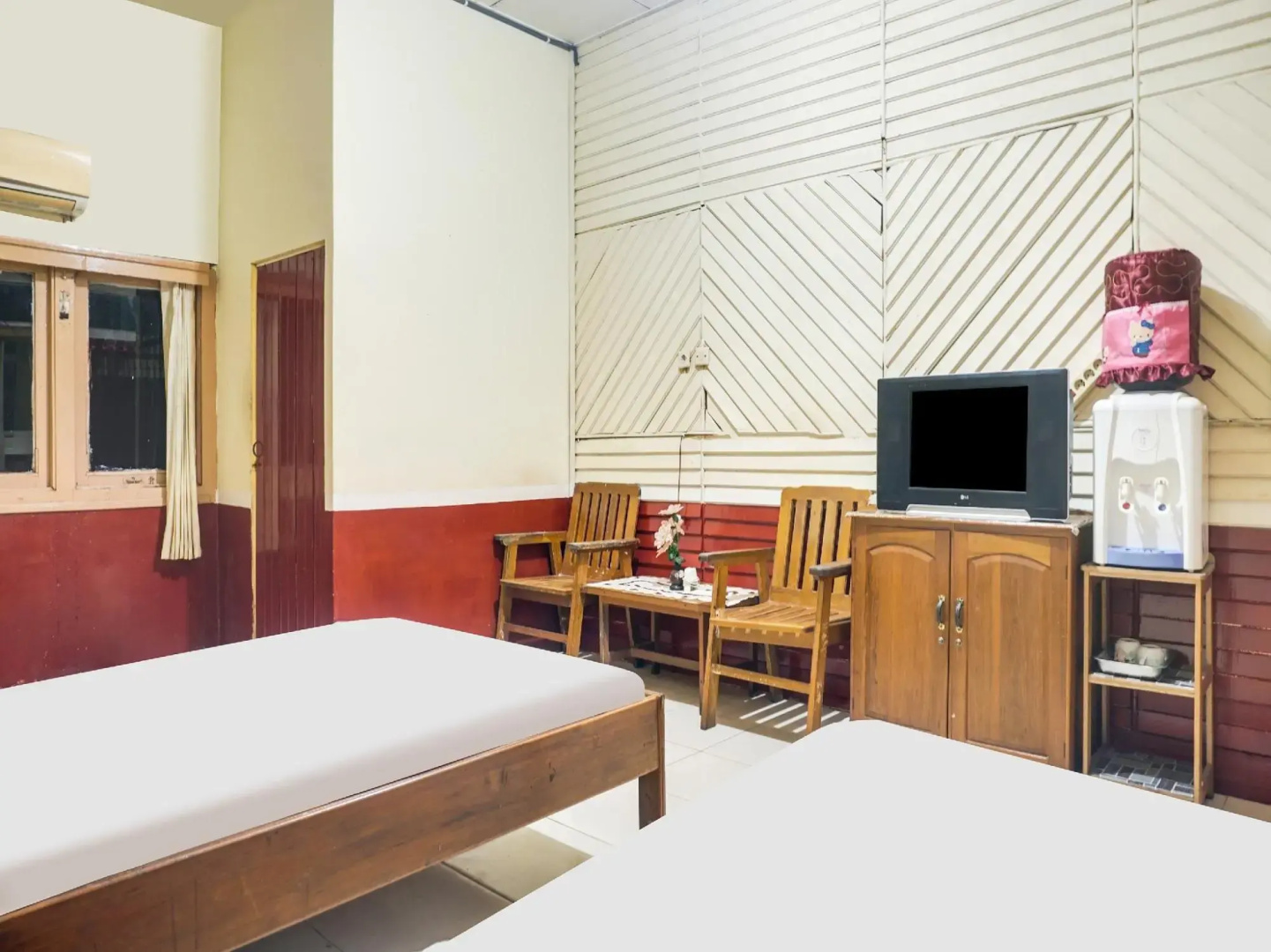 SPOT ON 91833 Hotel Anggrek Daqu Syariah Kapuas
