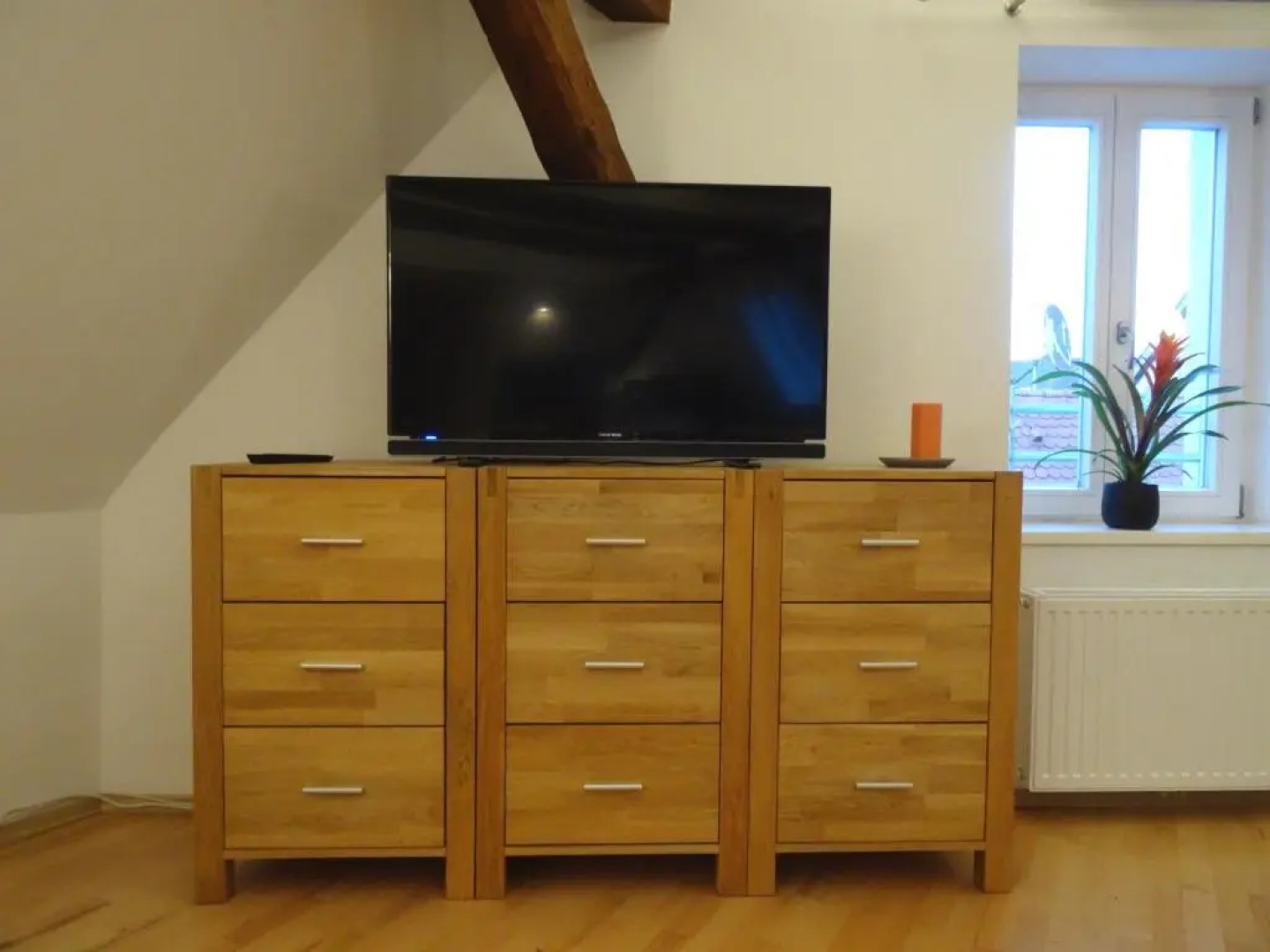 New Business Apartment with Flair