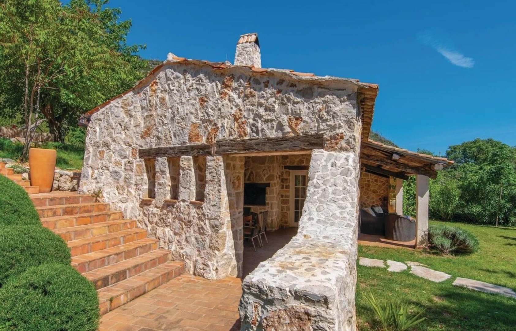 Amazing Home in Trstenik with Hot Tub, WiFi & 2 Bedrooms