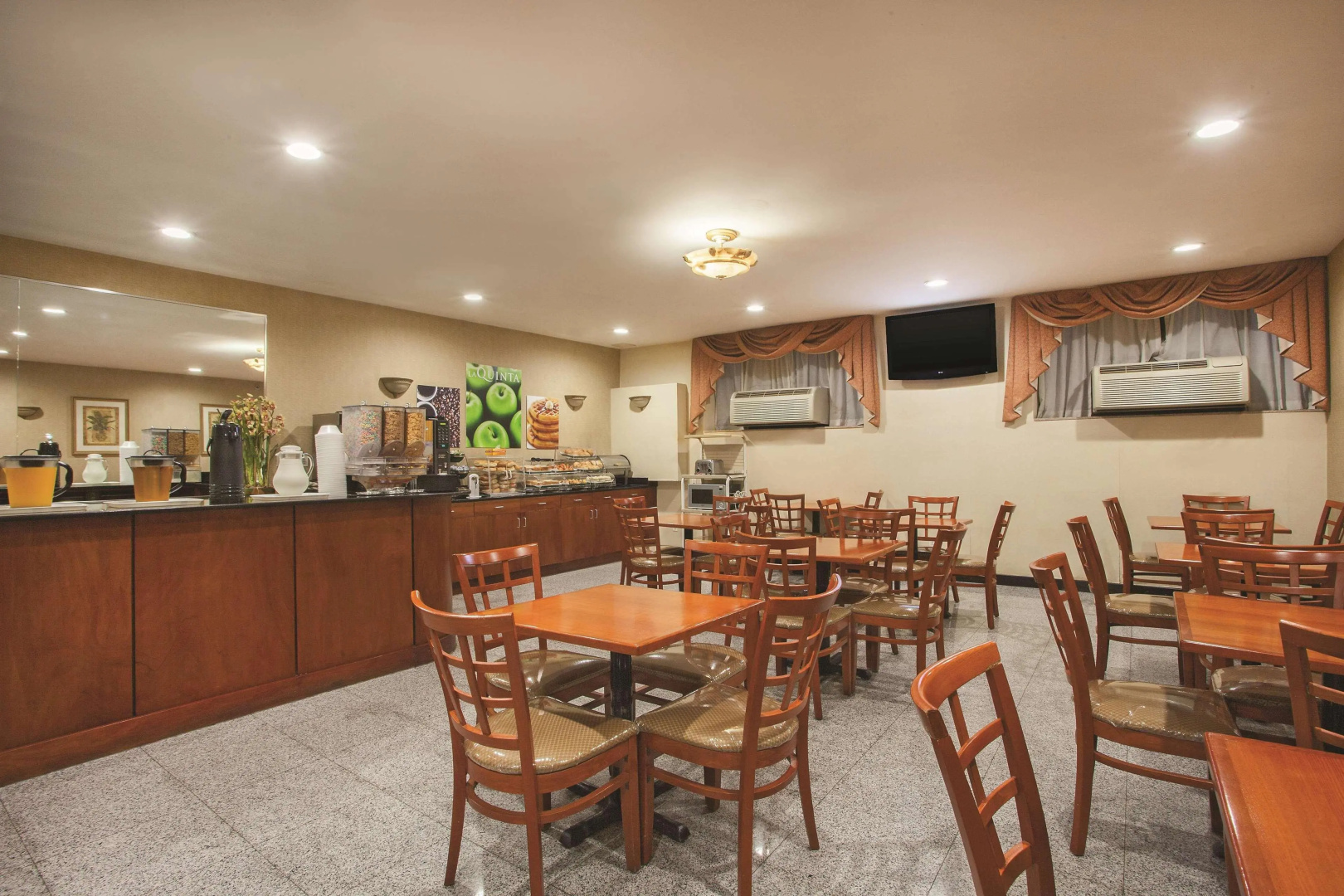La Quinta Inn Queens