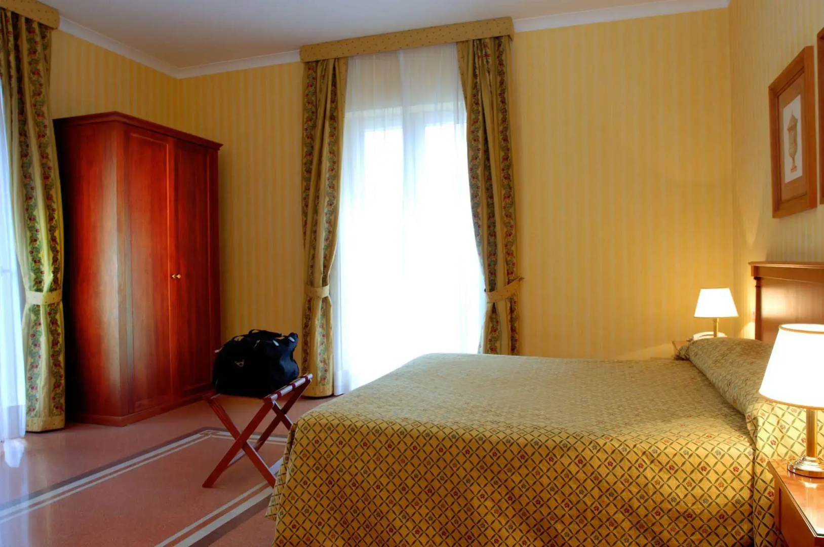 Residenza DAragona Hotel