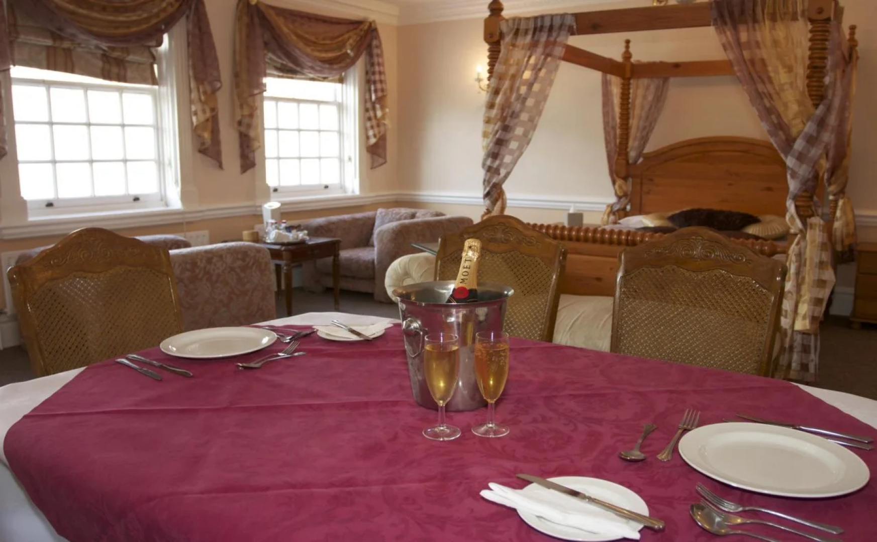 Elme Hall Hotel