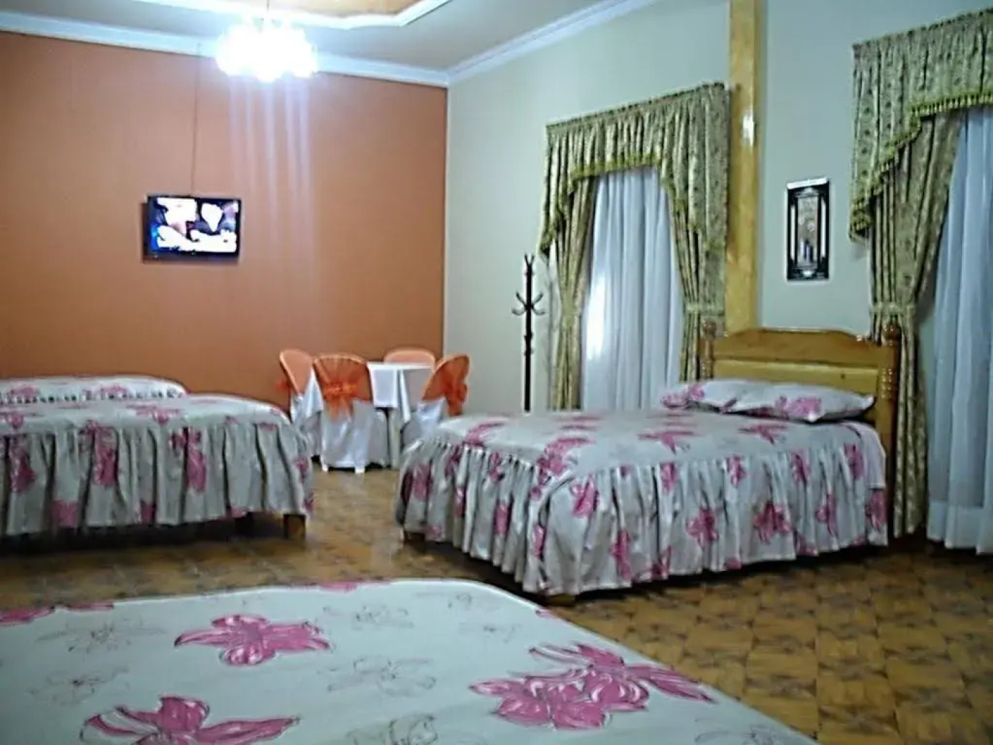 Hostal Corona Blanca