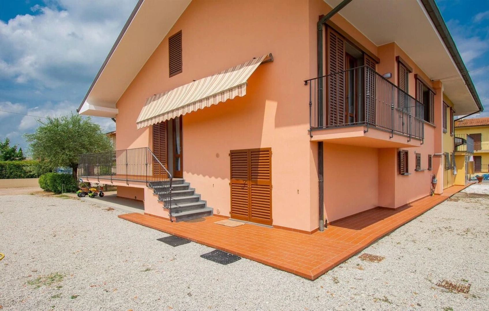 Awesome Home in Pieve A Nievole With 2 Bedrooms and Wifi
