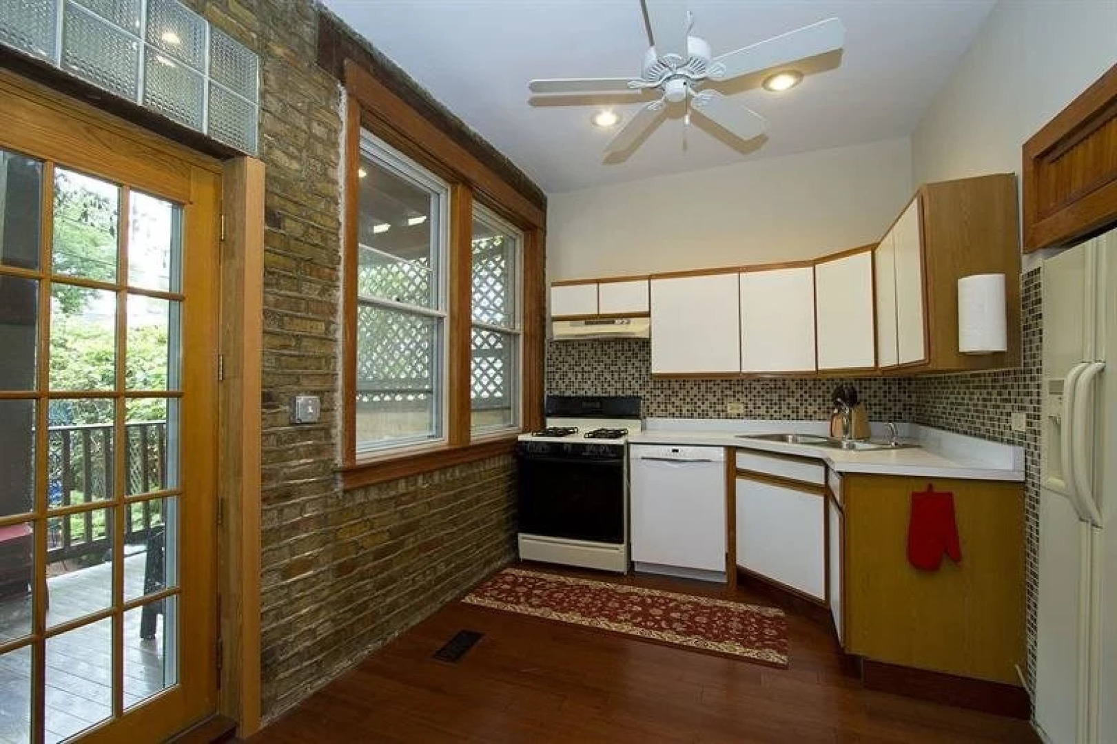 Architectural 3BR in Edgewater by Sonder