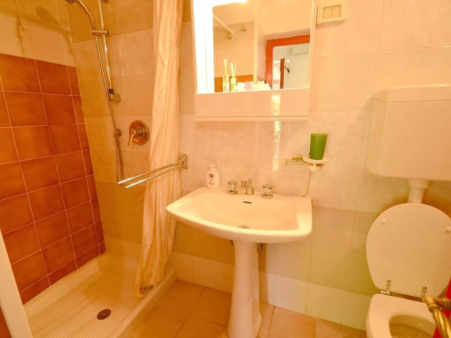 Vintage Holiday Home in Migliorini with Pool