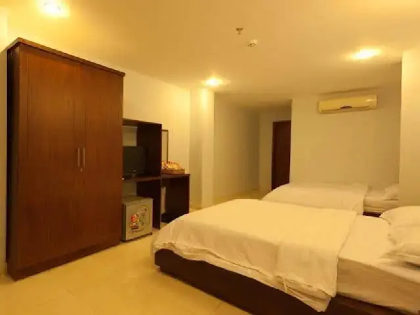 V & M Hotel