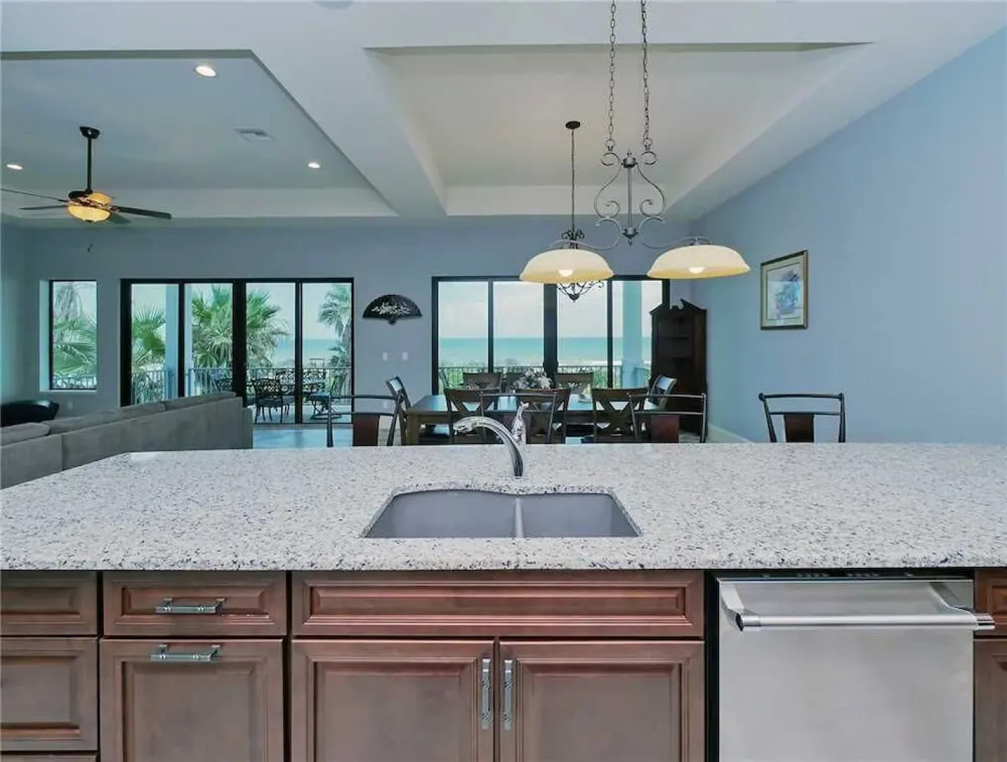 Cinnamon Beach Nautilus Ocean Front - Six Bedroom Condo