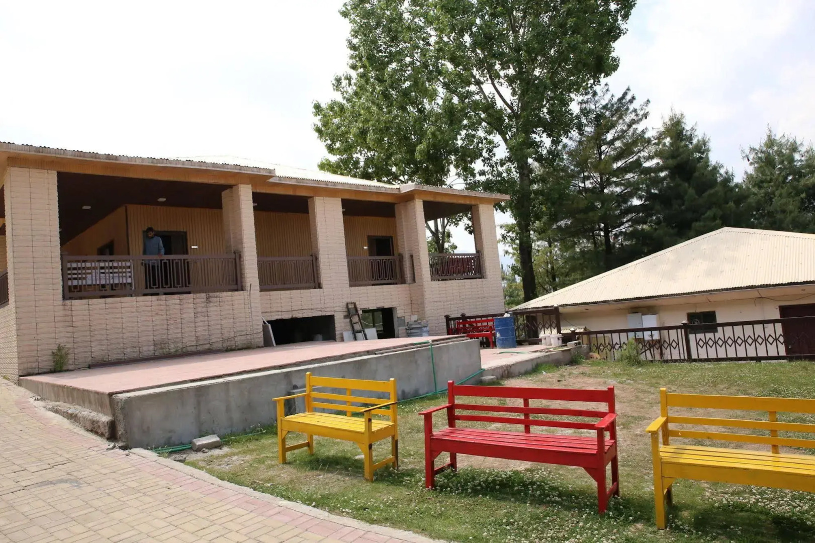 Chinar Family Resort