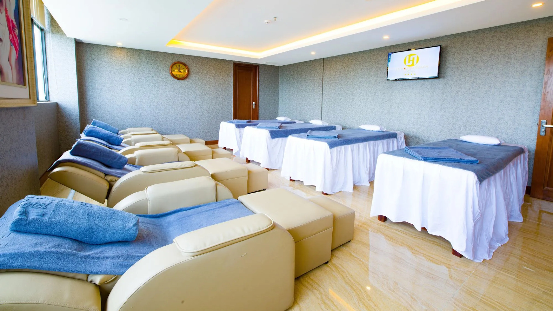 Le Hoang Beach Hotel Danang