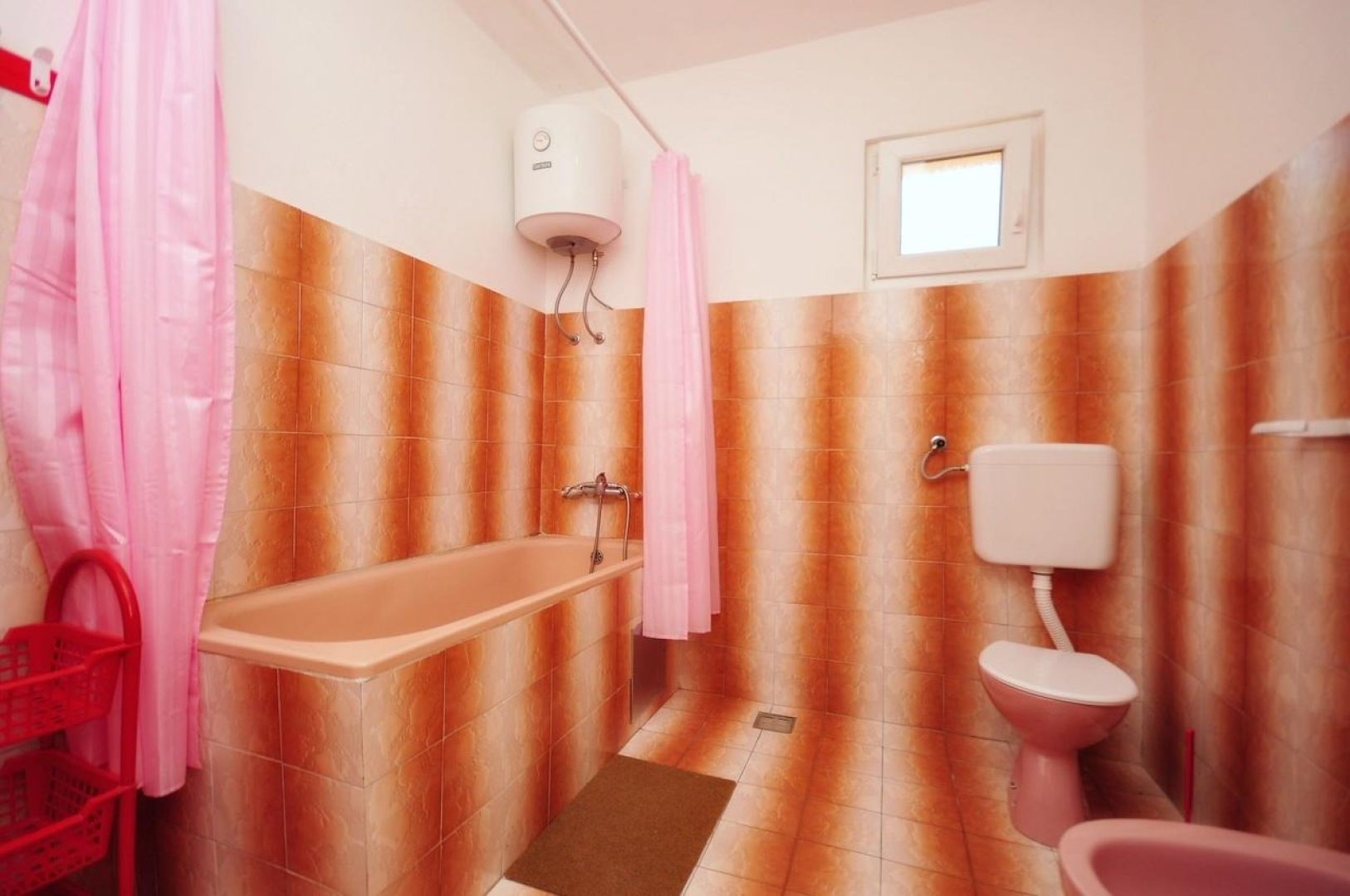 Apartment Bistro - close to sea & cosy: A2  KAT Pag, Island Pag