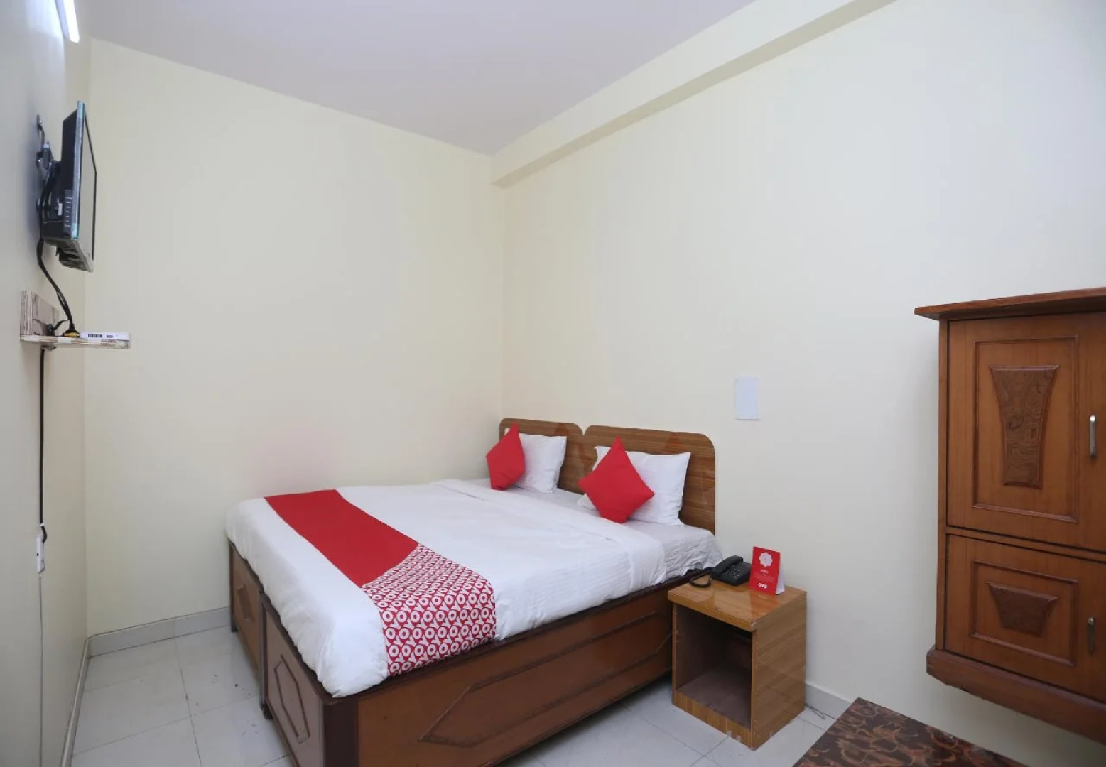 Hotel Awadh by OYO Rooms