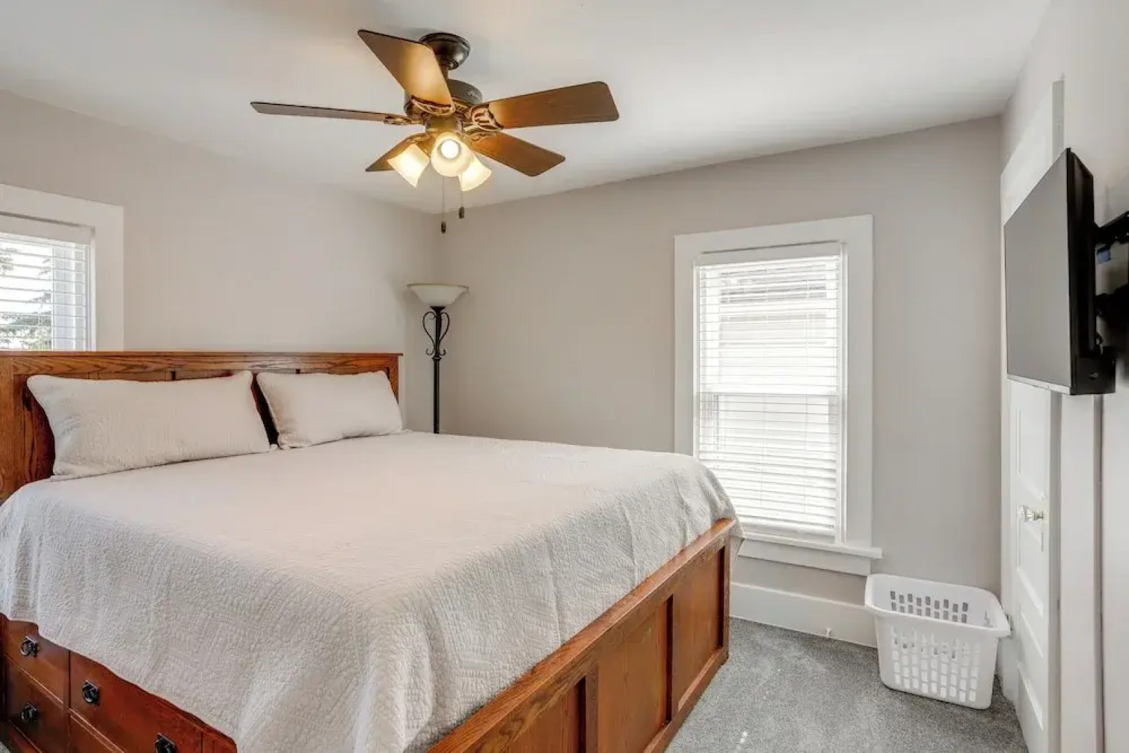 Walk to Lake Erie: Spacious Home in Sandusky!