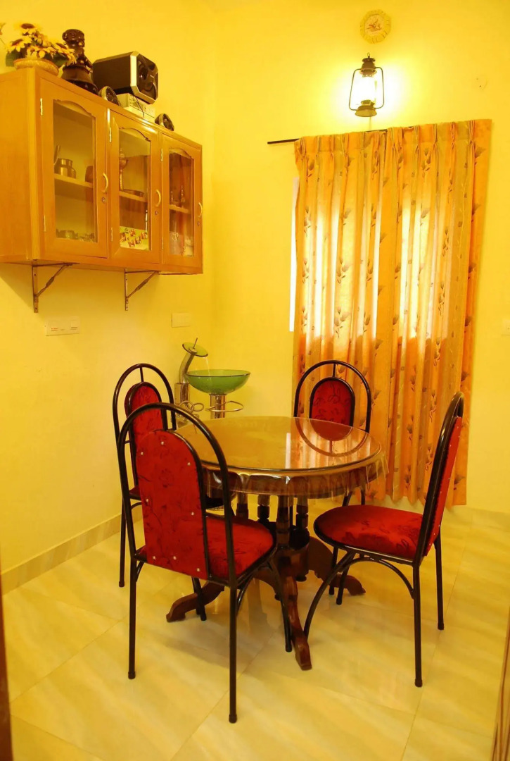 Coconut Creek Kumarakom Homestay Hotel