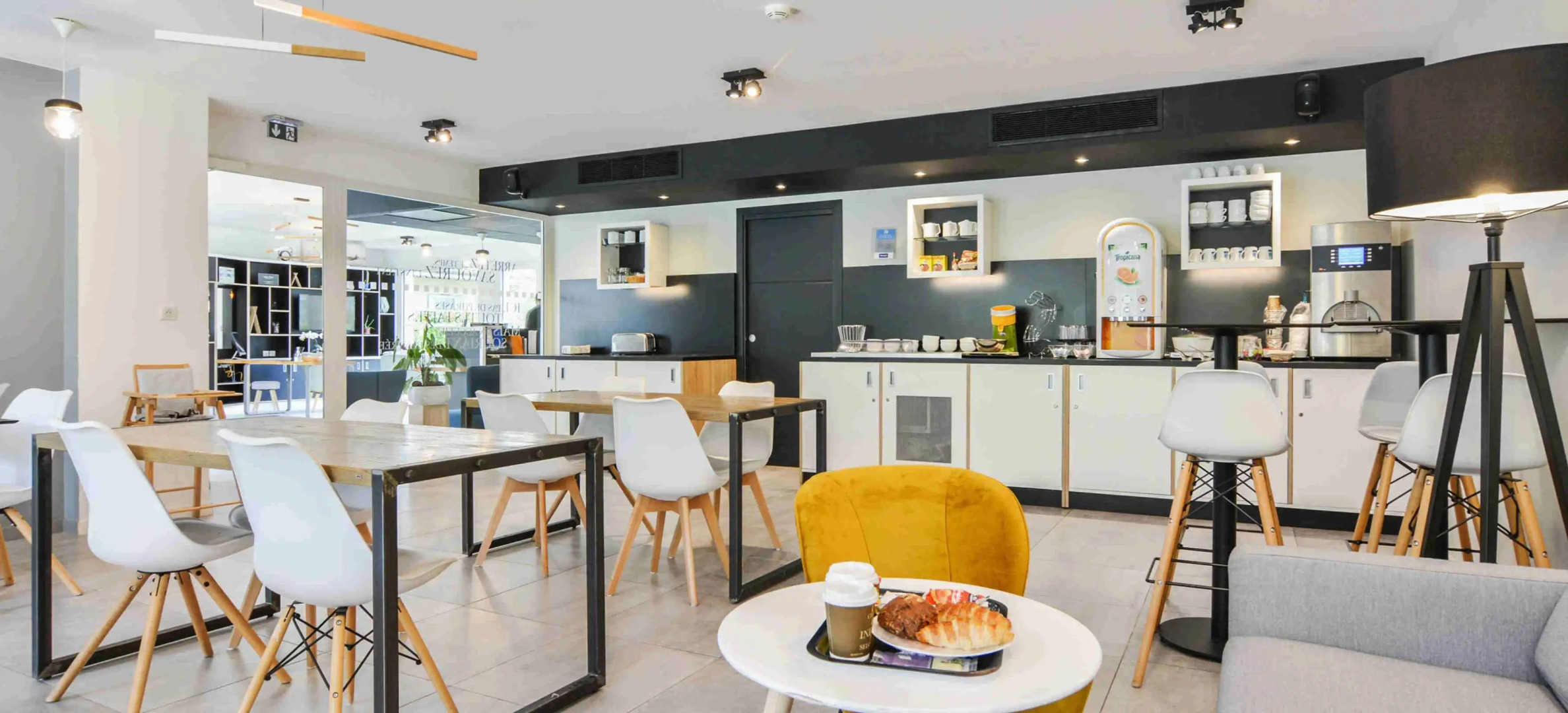 Appart'hôtel Kyriad Résidence Cabriès - Plan de Campagne