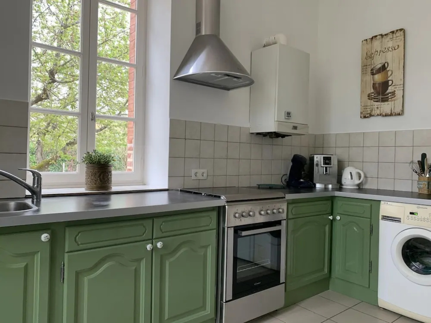 Pretty Holiday Home With Terrace, Garden, Barbecue, Veranda