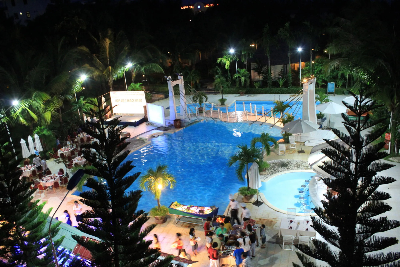 L'Azure Resort and Spa