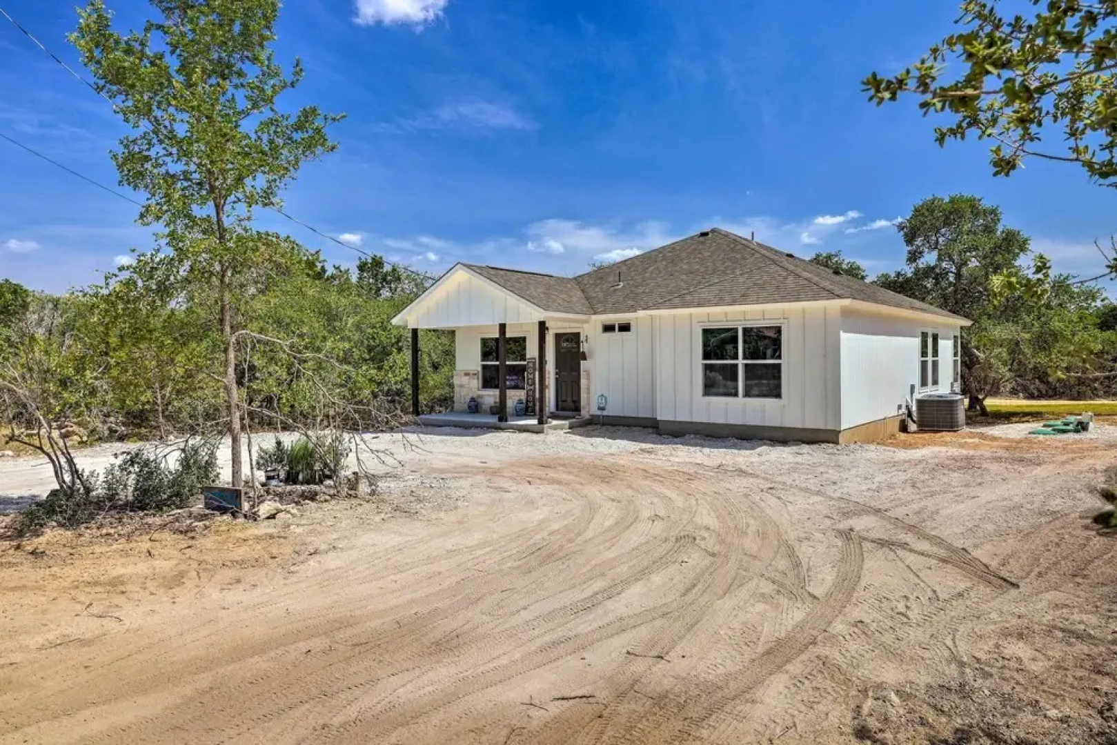 Canyon Lake Home ~ 1 Mi to Golfing & Swimming
