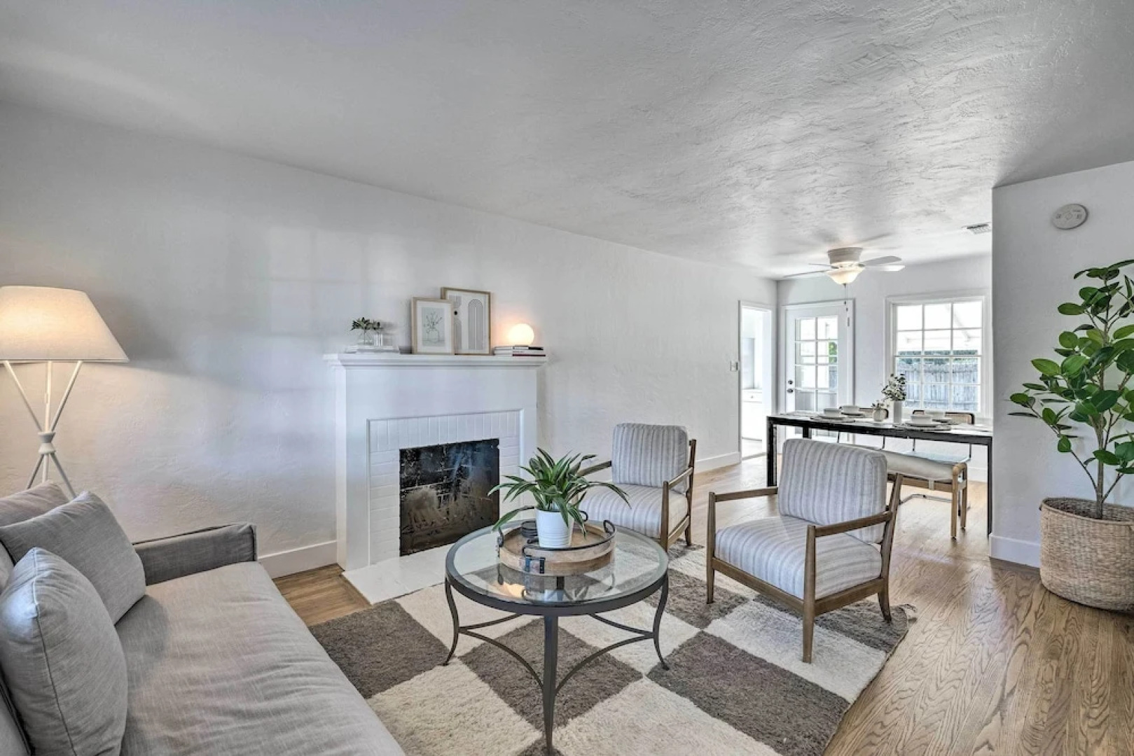 Cozy West Sacramento Getaway w/ Private Yard!