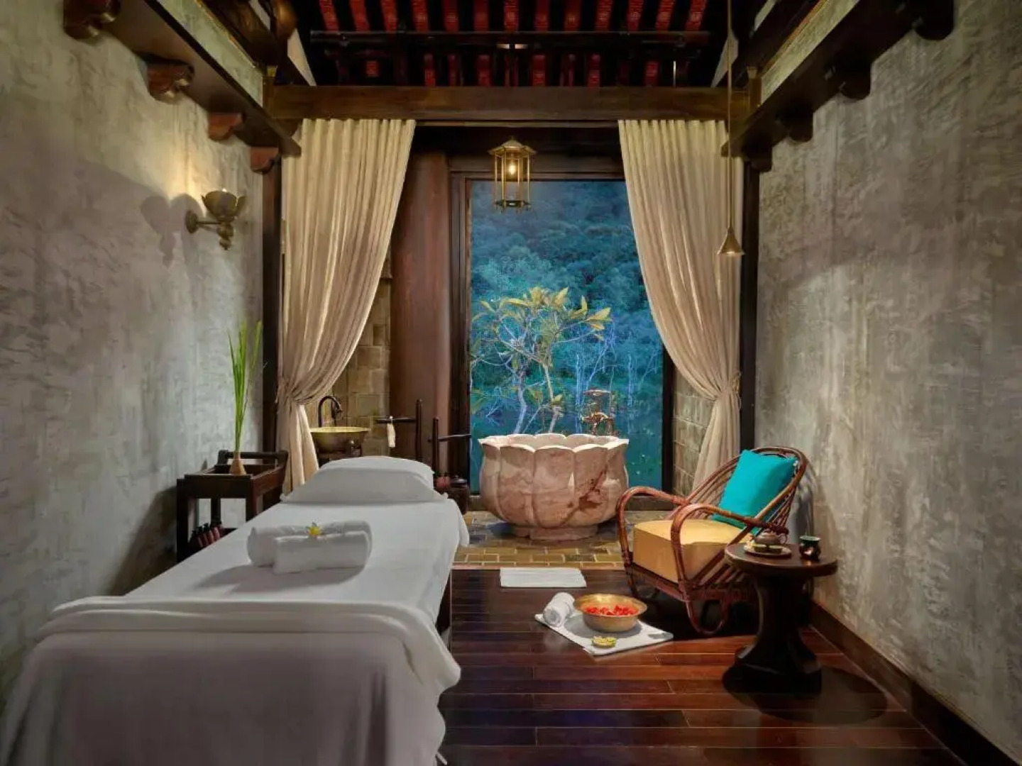 Legacy Yen Tu - Mgallery