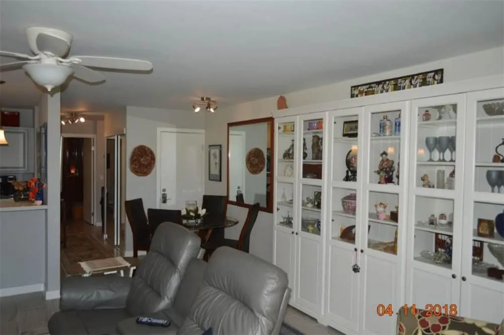 Villa Tomar Steps to Pool Custom-made Bedrooms