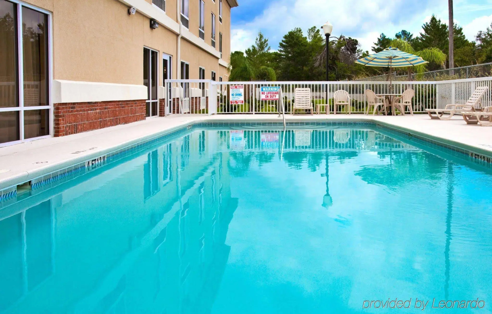 Holiday Inn Express & Suites Spring Hill by IHG