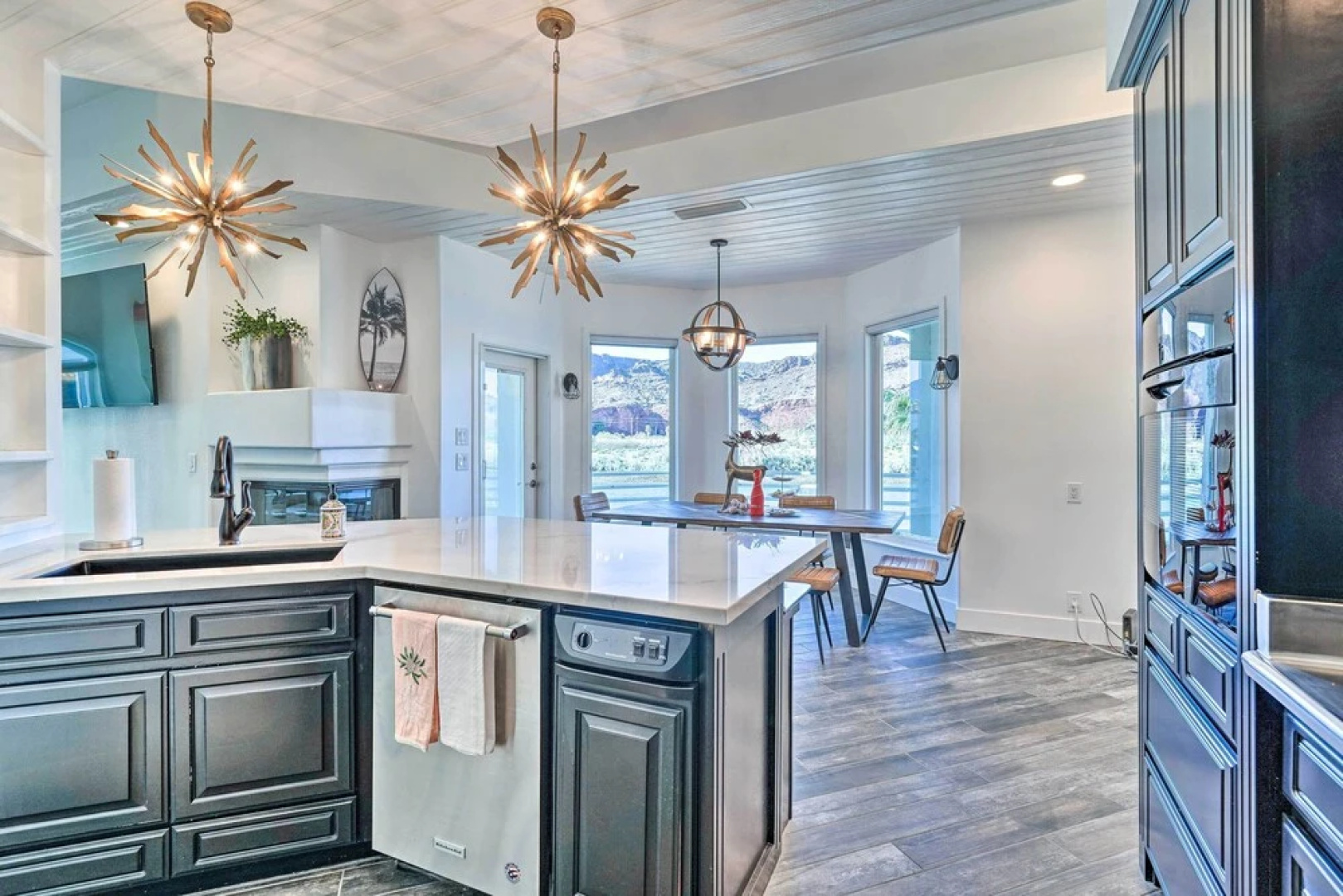 Spacious Parker House on the Colorado River!
